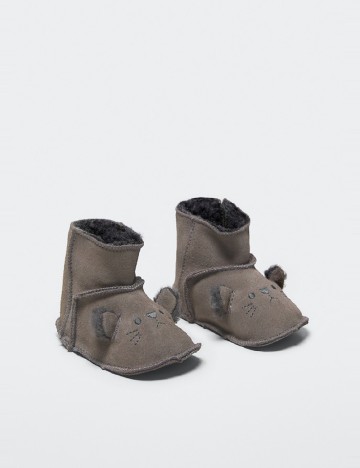 
						Papuci de Casa Mango Kids, maro