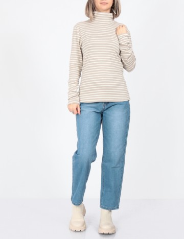 
						Bluza Only, bej