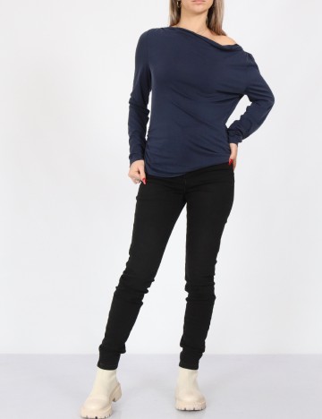 
						Bluza Only, bleumarin