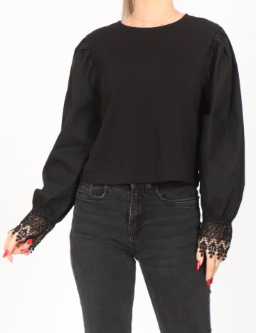 
						Bluza Only, negru