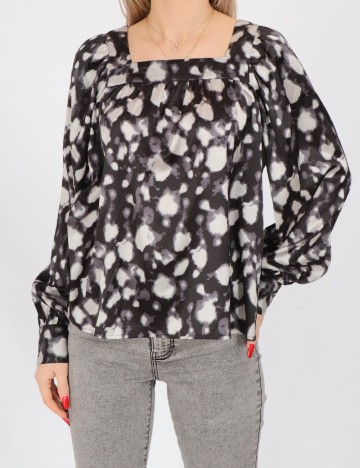 
						Bluza Only, negru