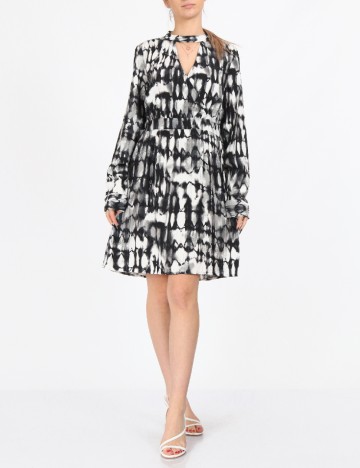
						Rochie scurta Vero Moda, alb/negru