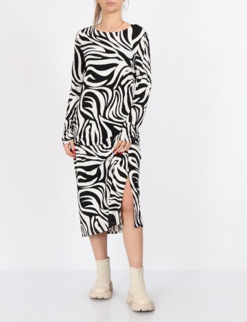 
						Rochie lunga Pieces, alb/negru