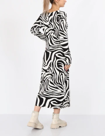 Rochie lunga Pieces, alb/negru