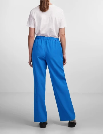 Pantaloni Pieces, bleu Albastru