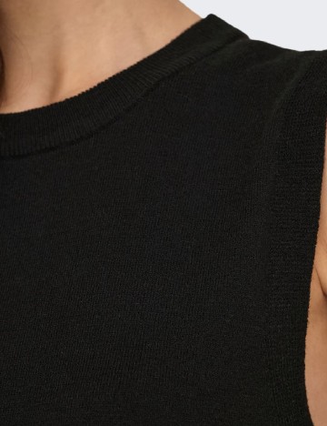 Maiou Only, negru