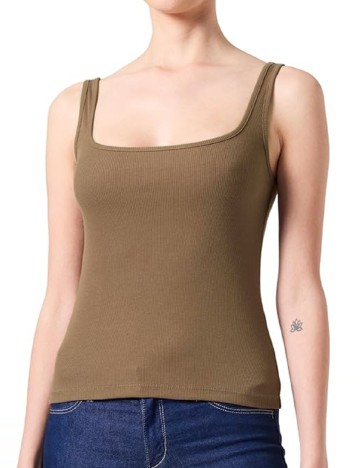 
						Maiou Vero Moda, maro