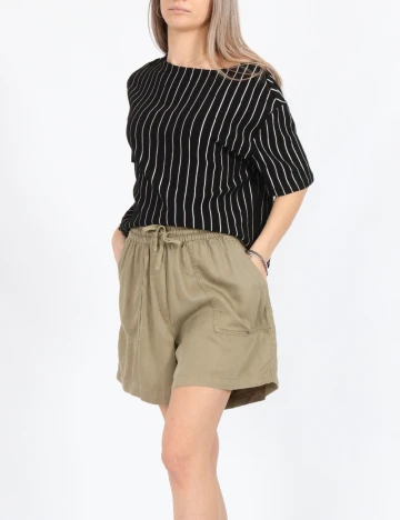 Pantaloni scurti Only, verde