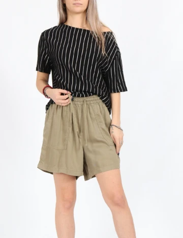 Pantaloni scurti Only, verde