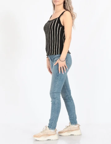 Maiou Pieces, negru