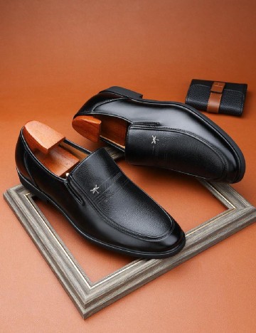 
						Mocasini SHEIN, negru