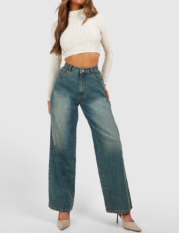 
						Top Boohoo, crem