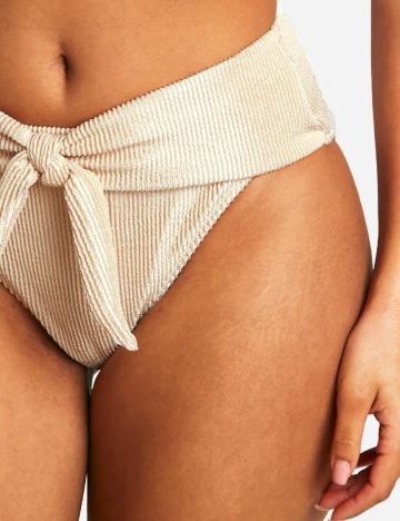 Chilot de baie Boohoo, crem