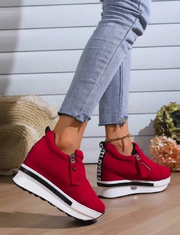 Adidasi SHEIN, rosu Rosu