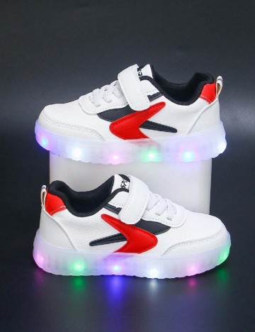 
						Adidasi cu luminite Shein Kids, alb