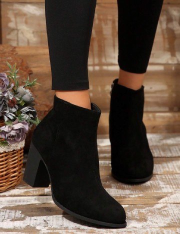 
						Botine SHEIN, negru