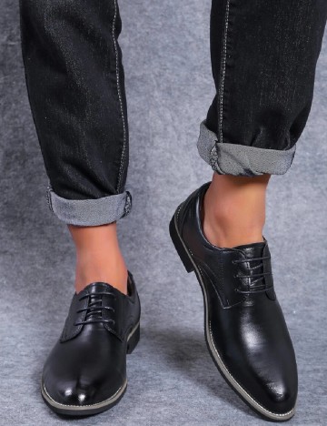 
						Pantofi SHEIN, negru