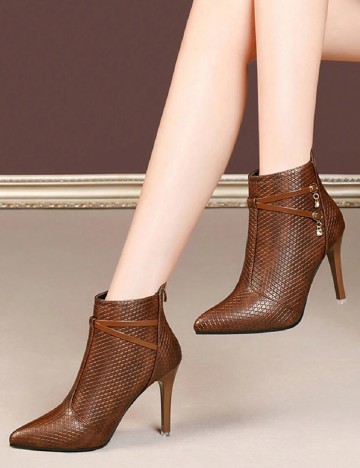 
						Botine SHEIN, maro
