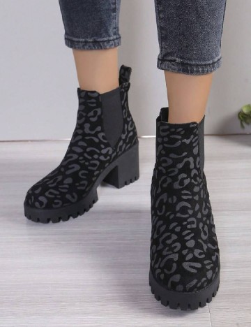 
						Botine SHEIN, negru