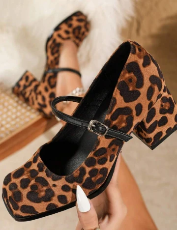 Pantofi SHEIN, animal print