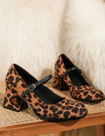 Pantofi SHEIN, animal print