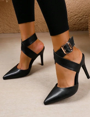 Pantofi SHEIN, negru Maro