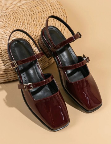 
						Pantofi SHEIN, visiniu