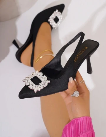 Pantofi SHEIN, negru
