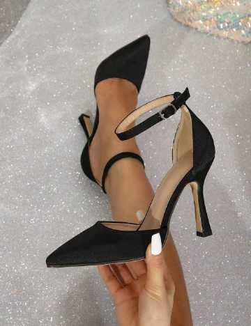 Pantofi SHEIN, negru