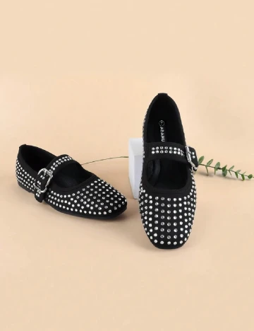 Pantofi SHEIN, negru