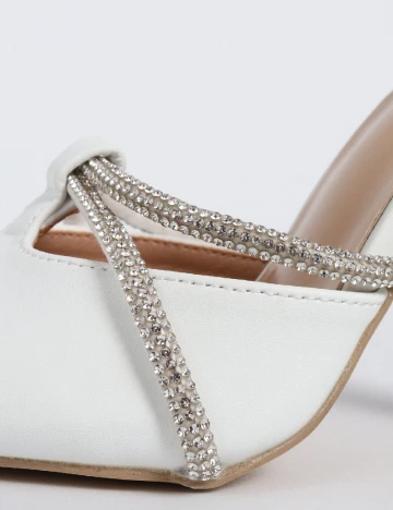 Pantofi SHEIN, alb