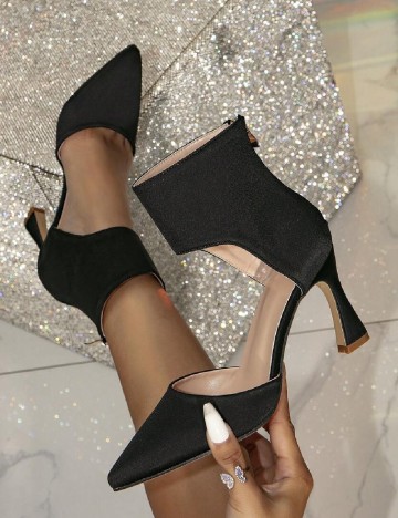 
						Pantofi SHEIN, negru