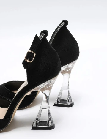 Pantofi SHEIN, negru