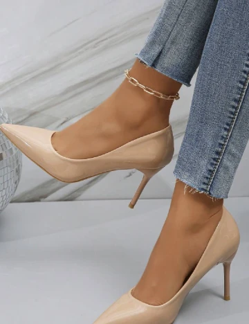 Pantofi SHEIN, crem
