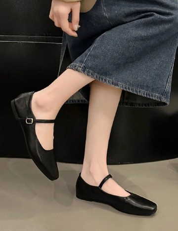 
						Balerini SHEIN, negru