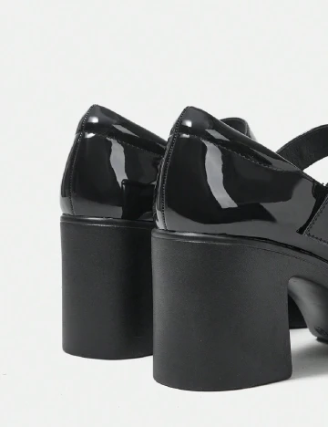 Pantofi SHEIN, negru
