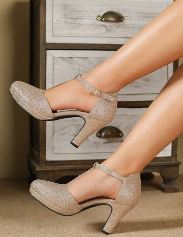 Pantofi SHEIN, auriu