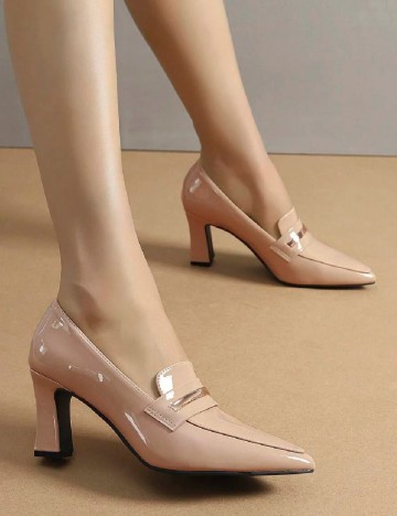 
						Pantofi SHEIN, crem