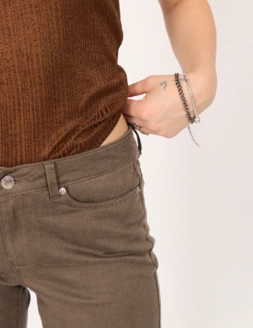 Body Vero Moda, maro