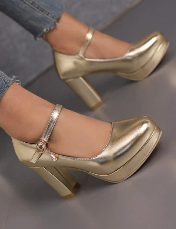 Pantofi SHEIN, auriu