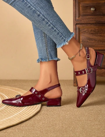 Pantofi SHEIN, visiniu