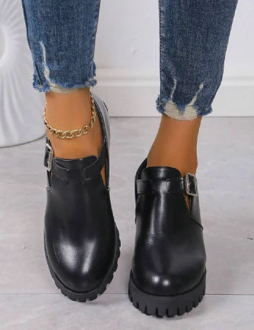 Pantofi SHEIN, negru