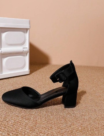 Pantofi SHEIN, negru