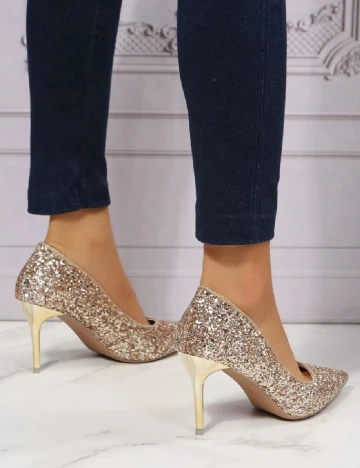Pantofi SHEIN, roz