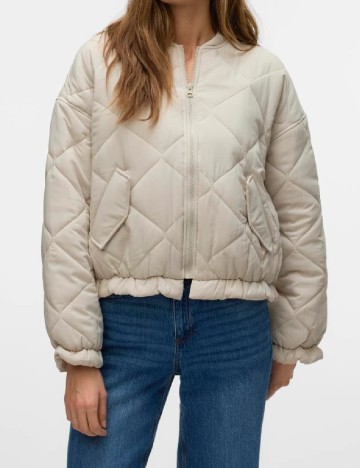 
						Geaca Vero Moda, bej