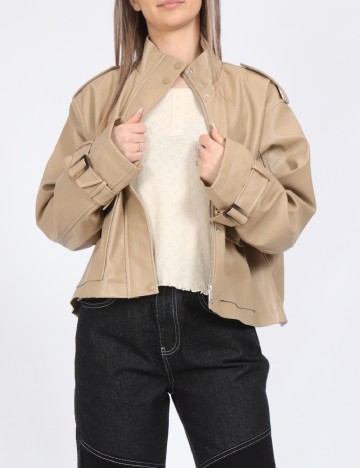 
						Jacheta Vero Moda, crem