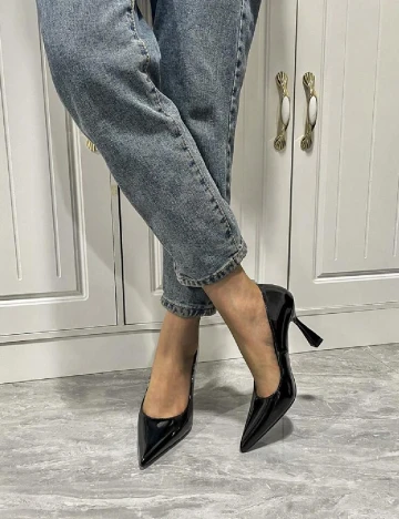 Pantofi SHEIN, negru