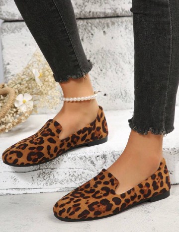 
						Balerini SHEIN, animal print