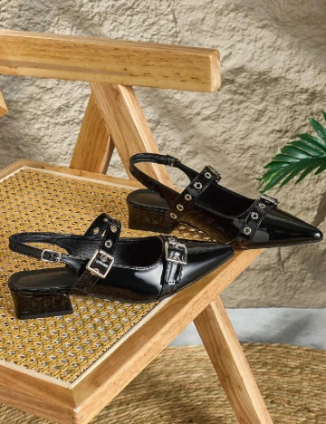 Pantofi SHEIN, negru