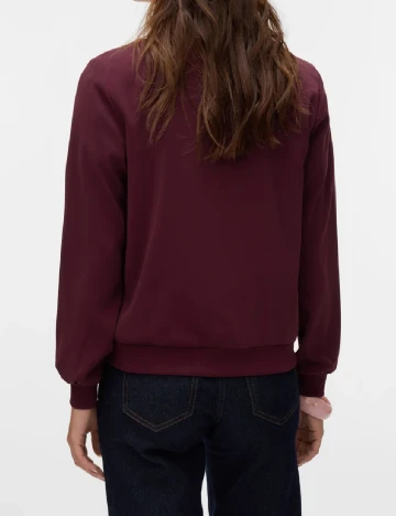 Jacheta Vero Moda, visiniu